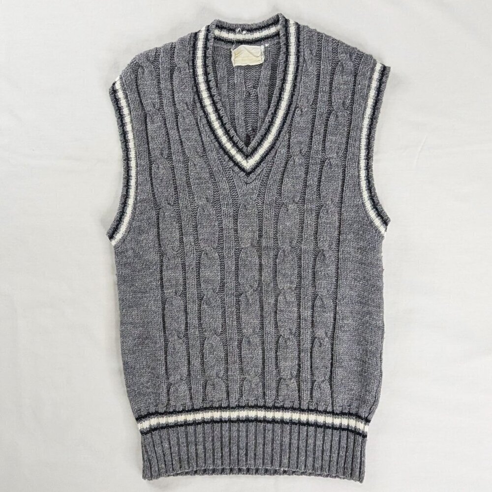 VTG Chunky Knit Gray Black White Stripe V Neck Cable Knit Sweater Vest Academia